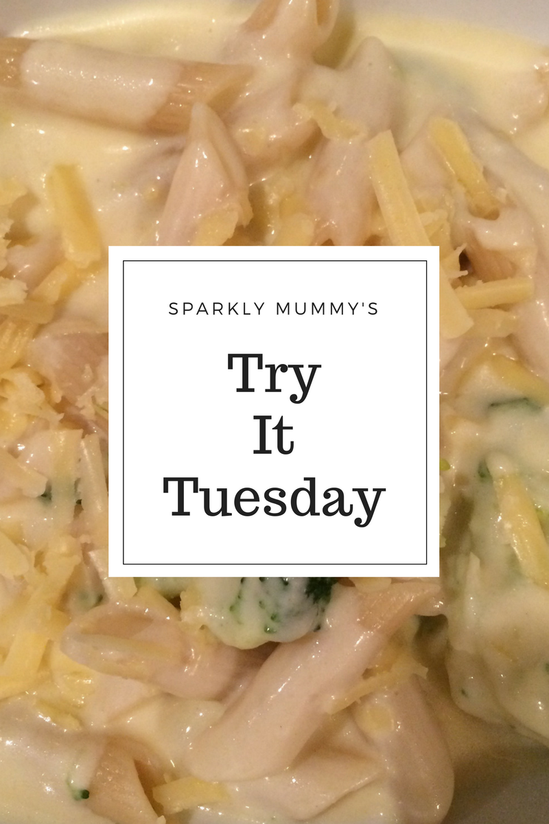 Try it Tuesday - Mac, cheese 'n' veg - Sparkly Mummy